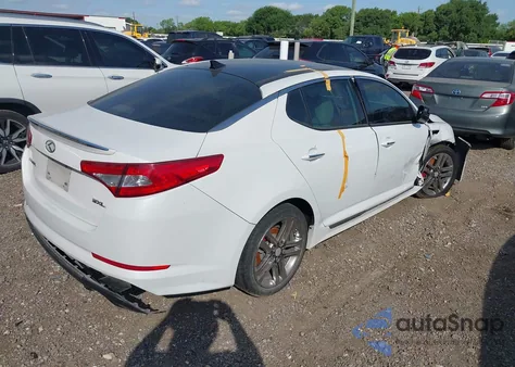 2013 Kia Optima Sx z USA, uszkodzony, nr VIN 5XXGR4A62DG127979